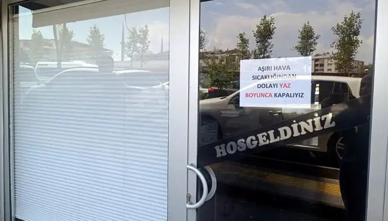 Afrika Sıcakları Esnafı Kandırdı: Dükkanlar Yaz Boyu Kapalı Kaldı