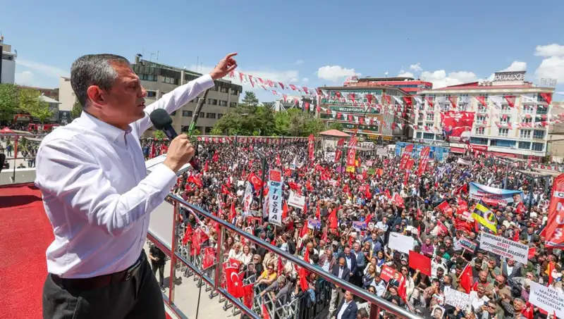 Özgür Özel'den Önemli Açıklama: Örgütün Silah Bırakmasına Tam Destek!