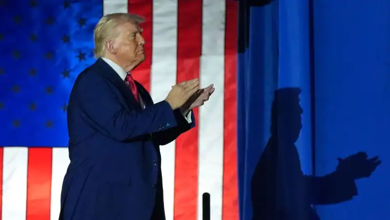 Trump'tan Çarpıcı Açıklama: 100 Günde Tarihi Değişim!