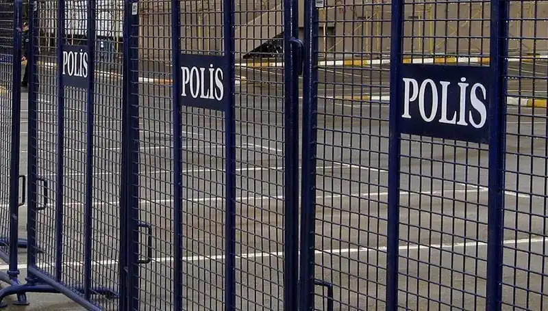 İstanbul'da Giriş Çıkışlar Kapatıldı mı? Valilikten Son Gelişmeler!