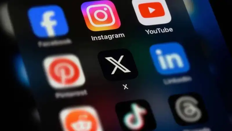 Dijital Dünya Kısıtlamaları: WhatsApp, Instagram ve Daha Fazlası Hala Yasaklı!