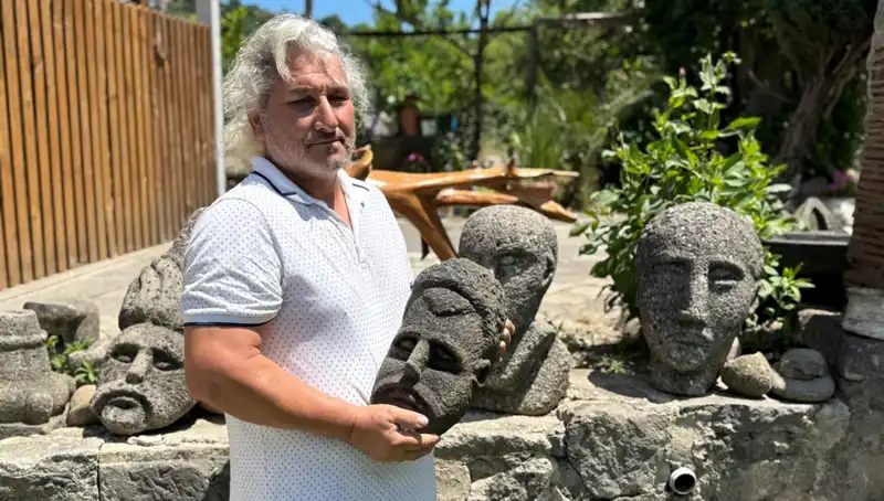 3 Günde Yapıyor, Görenler Tarihi Eser Sanıyor: Bu Sanatçının Hikayesi