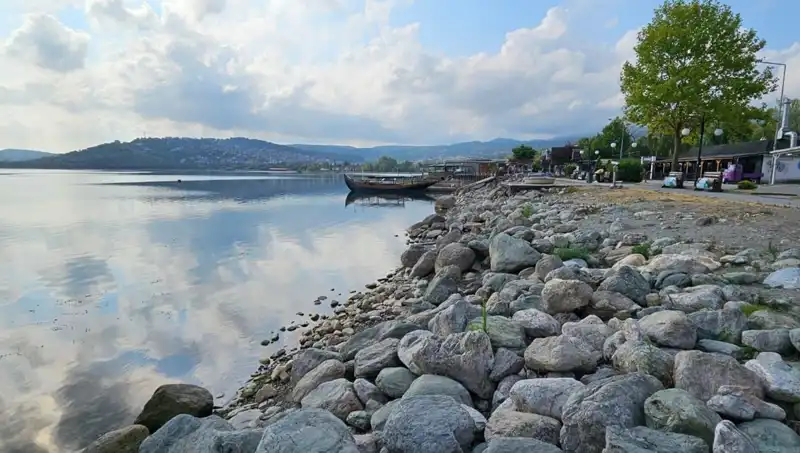 Sapanca Gölü'nde Su Seviyesi Düşüyor: Ne Anlama Geliyor?
