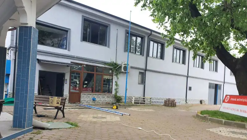 Tabela Asarken 3 Metre Yükseklikten Düşen Çalışanın Korkunç Anları