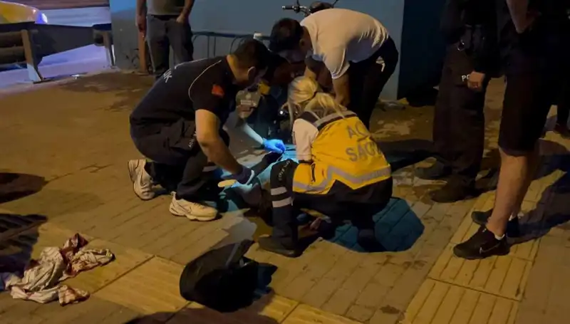 Metro İstasyonunda Yaşanan Dehşet Anları, Yolcular Korkudan Donakaldı