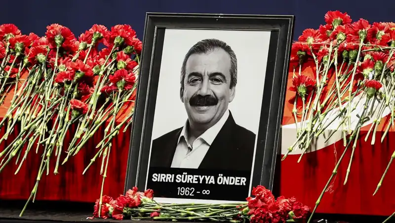 Meclis'te Sırrı Süreyya Önder'i Unutmadılar: Anma Töreni Gerçekleşti