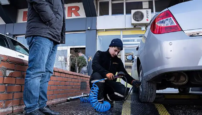 Hatalı Lastik Basıncı, Trafikte Hayati Tehlikeler Oluşturuyor!