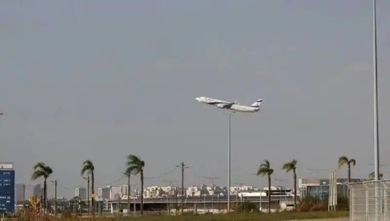 Yemenli Husiler, Ben Gurion Havalimanı’na Drone Saldırısı Düzenledi