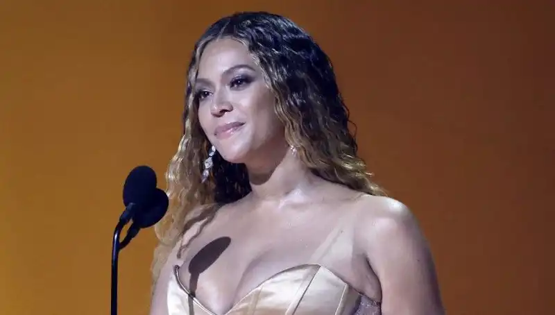 Yayımlanmamış Şarkıları Çalınan Beyoncé’nin Müziği Krizi: Detaylar Neler?