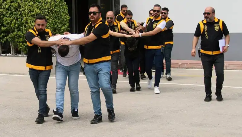 İş Adamı Aşk Tuzakına Düşerek Hayatının En Kötü Gününü Geçirdi