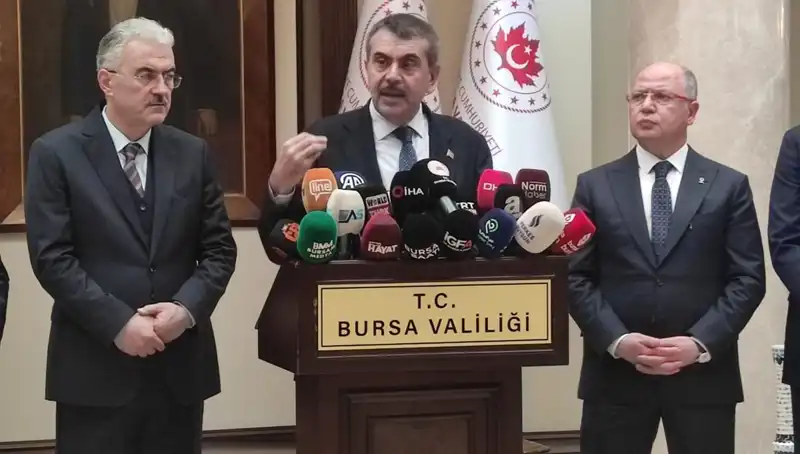 Çalışanlara Yaptırım Uyarısı: Bakan Tekin Protestolara Dikkat Çekti