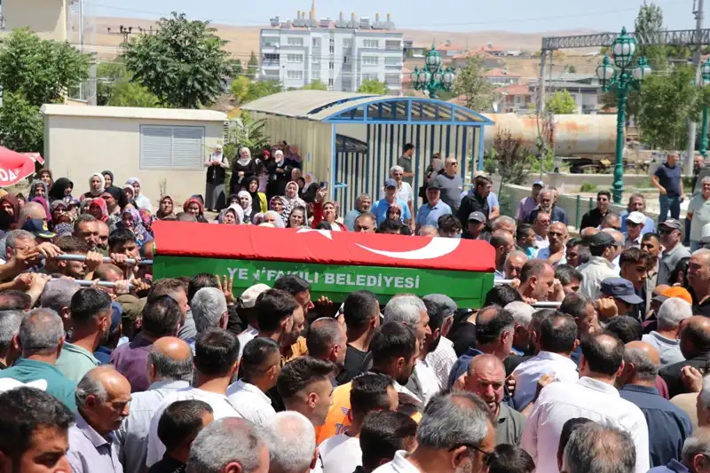 MHP’li Belediye Başkanının Son Yolculuğuna Katılım Yoğundu