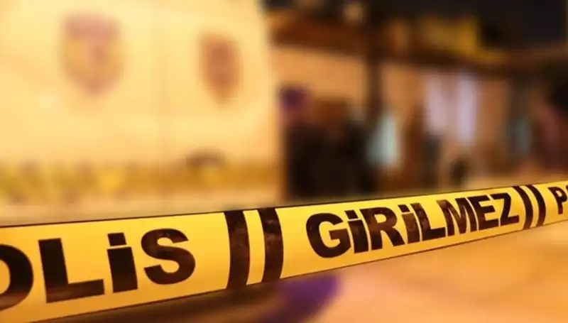 İzmir'deki Aile Kavgası: Çocuk Dahil 4 Kişi Ağır Yaralandı
