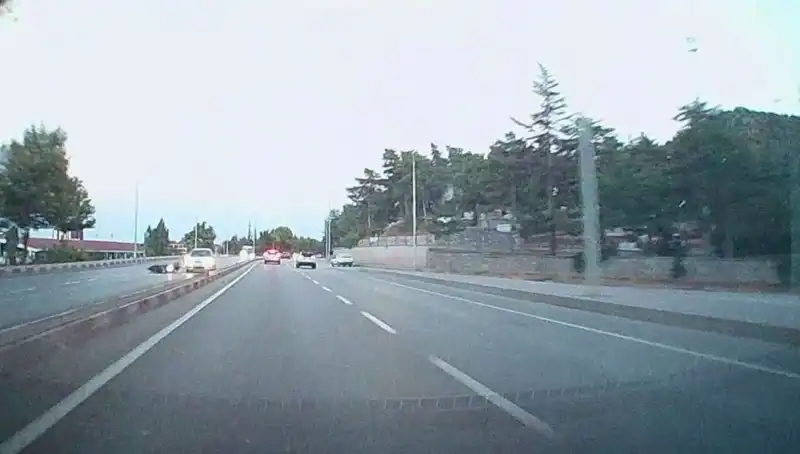 Otomobil ile Motosiklet Çarpıştı: Trafik Kazasında 1 Kişi Yaralandı!