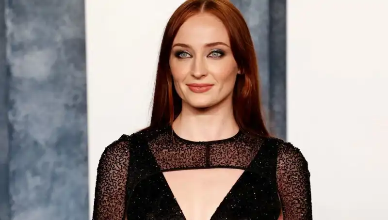 Sophie Turner’ı Kızdıran Yorum: Game of Thrones Yıldızı Sosyal Medyada Tepkisini Gösterdi