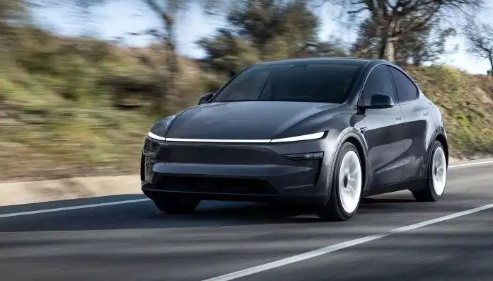 Elon Musk'ın Türkiye Yatırımı: Gelirleri Yeniden Rekor Kırıyor!