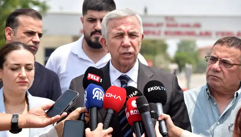 Mansur Yavaş’tan Muhittin Böcek’e Anlamlı Ziyaret: İş Birliği Vurgusu