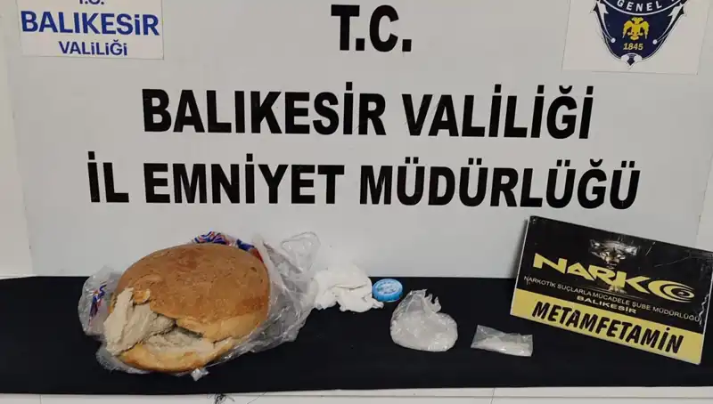 Uyuşturucu Ticareti Yapan Çeteye Ekmeğin İçinde Şok Yakalama!