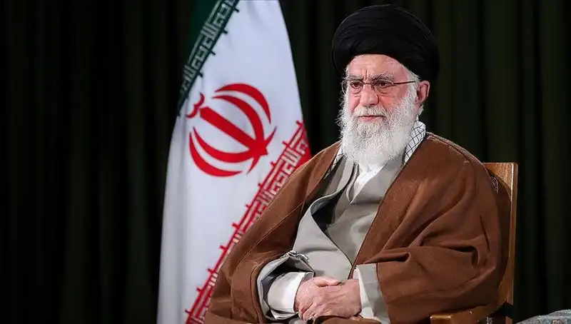Hamaney: "İsrail'in Saldırılarına Sert Karşılık Verilecek"