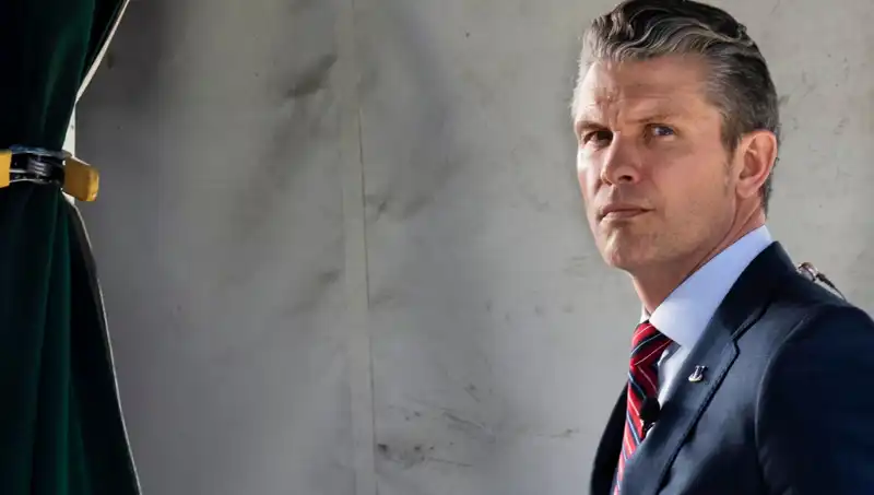 Eski Danışmandan Şok İtiraf: İki Pete'in Paranoyak ve Takıntılı Hikayesi