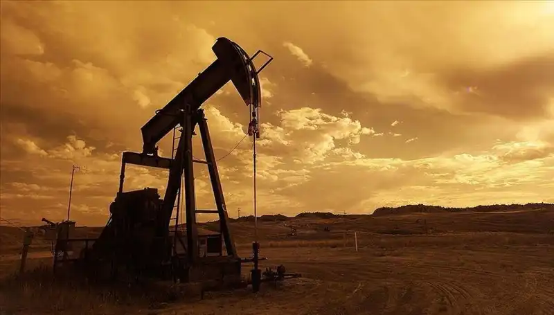 Orta Doğu'nun Sıcak Gece Gelişmeleri: Petrol Fiyatlarında Tarihi Yükseliş